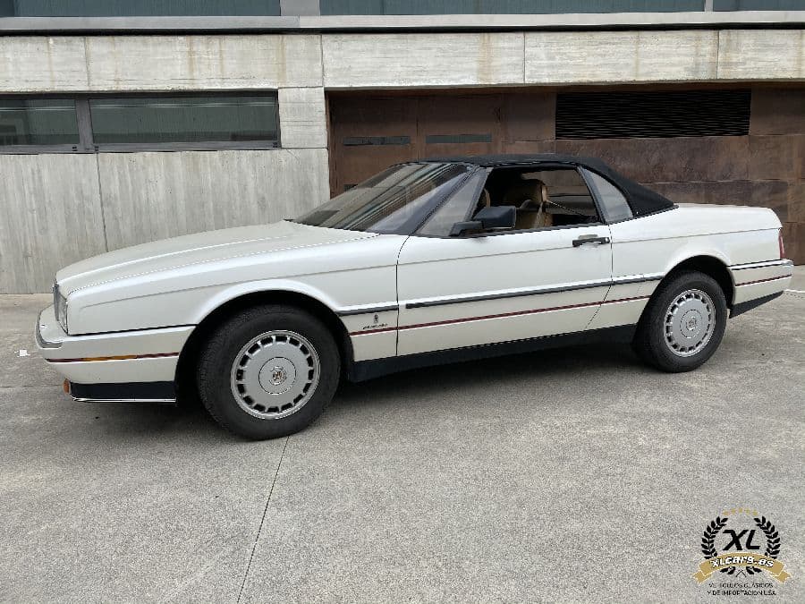 Cadillac Allante 1988 foto 2