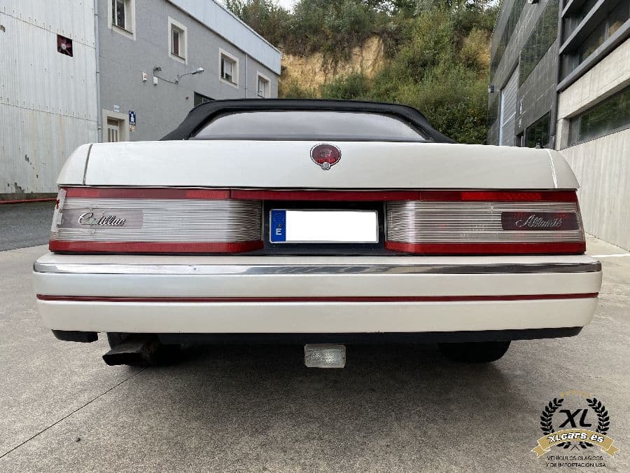 Cadillac Allante 1988 foto 3