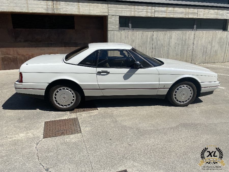 Cadillac Allante 1989 foto 5
