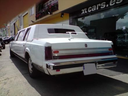 Ford Lincoln Limousine
