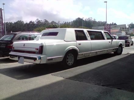 Ford lincoln limousine price