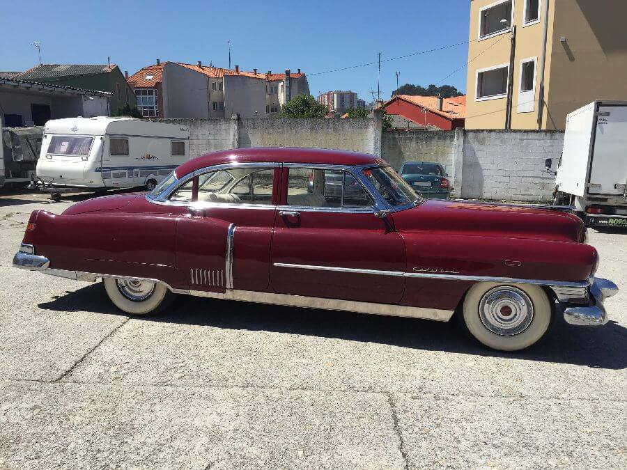 Cadillac-Fleetwood-1951-3