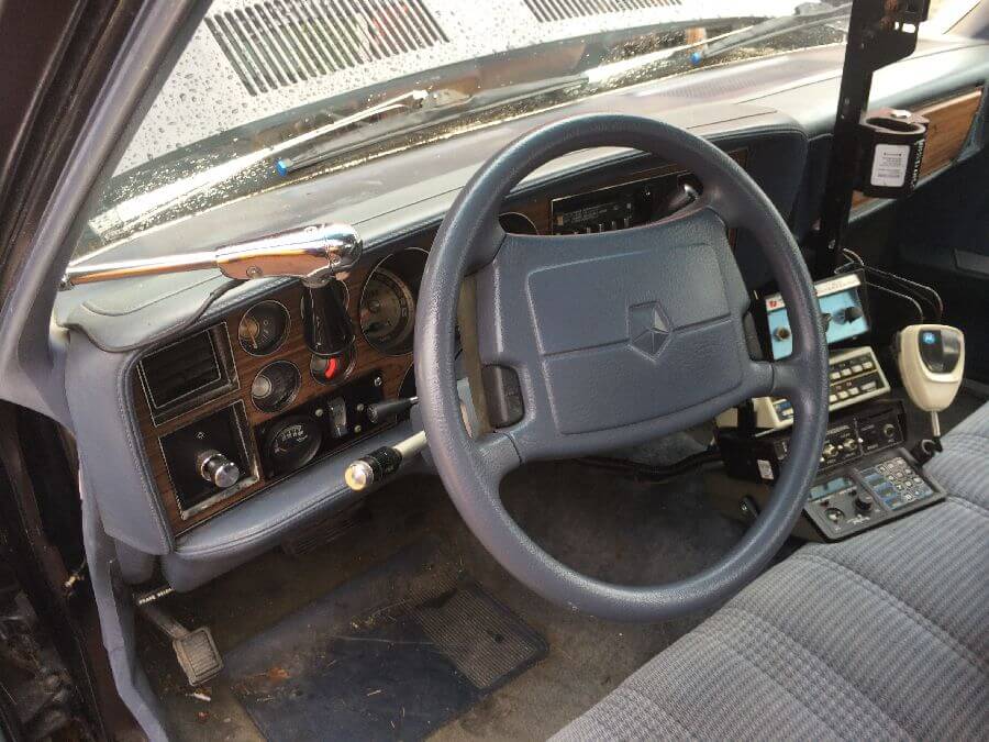 Dodge-Diplomat-(Police-car)-1989-6