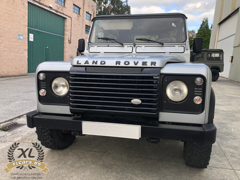 Land-Rover-Santana-Defender-88-109-2500-1989